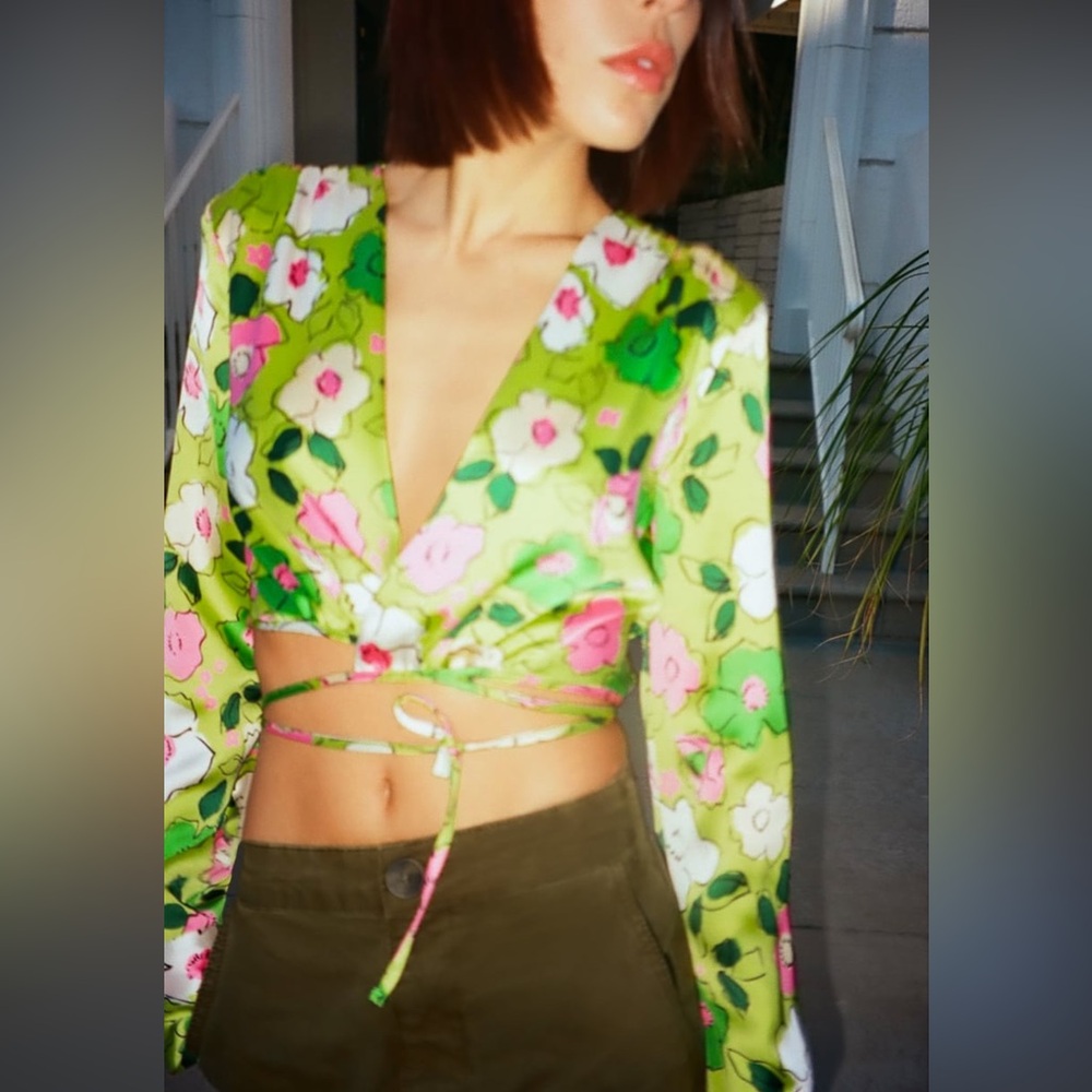 Green Floral Criss-Cross Top
